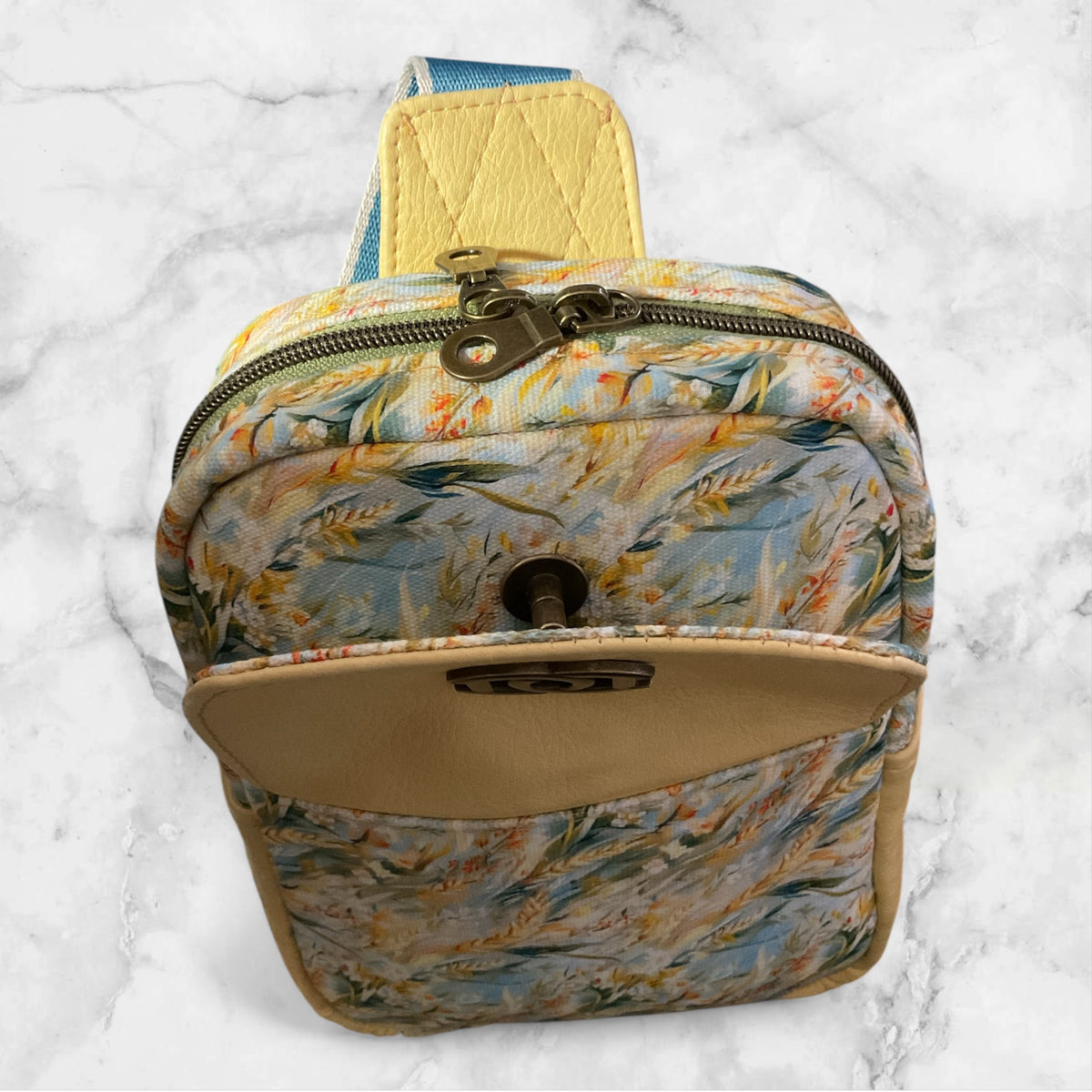 Joey Sling Buttercup Faux and Wheat Fields