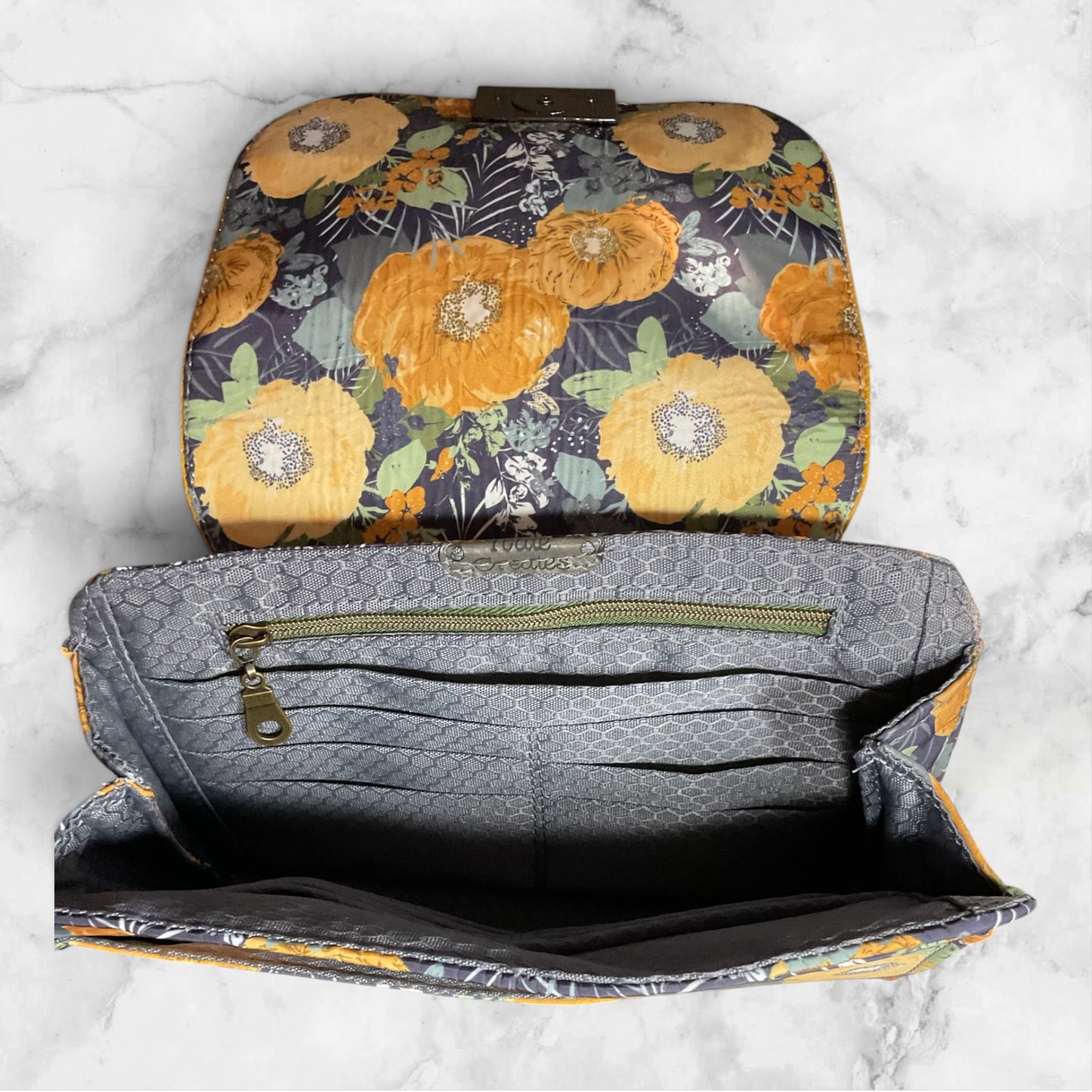 Lemonza Clutch Yellow Peonies