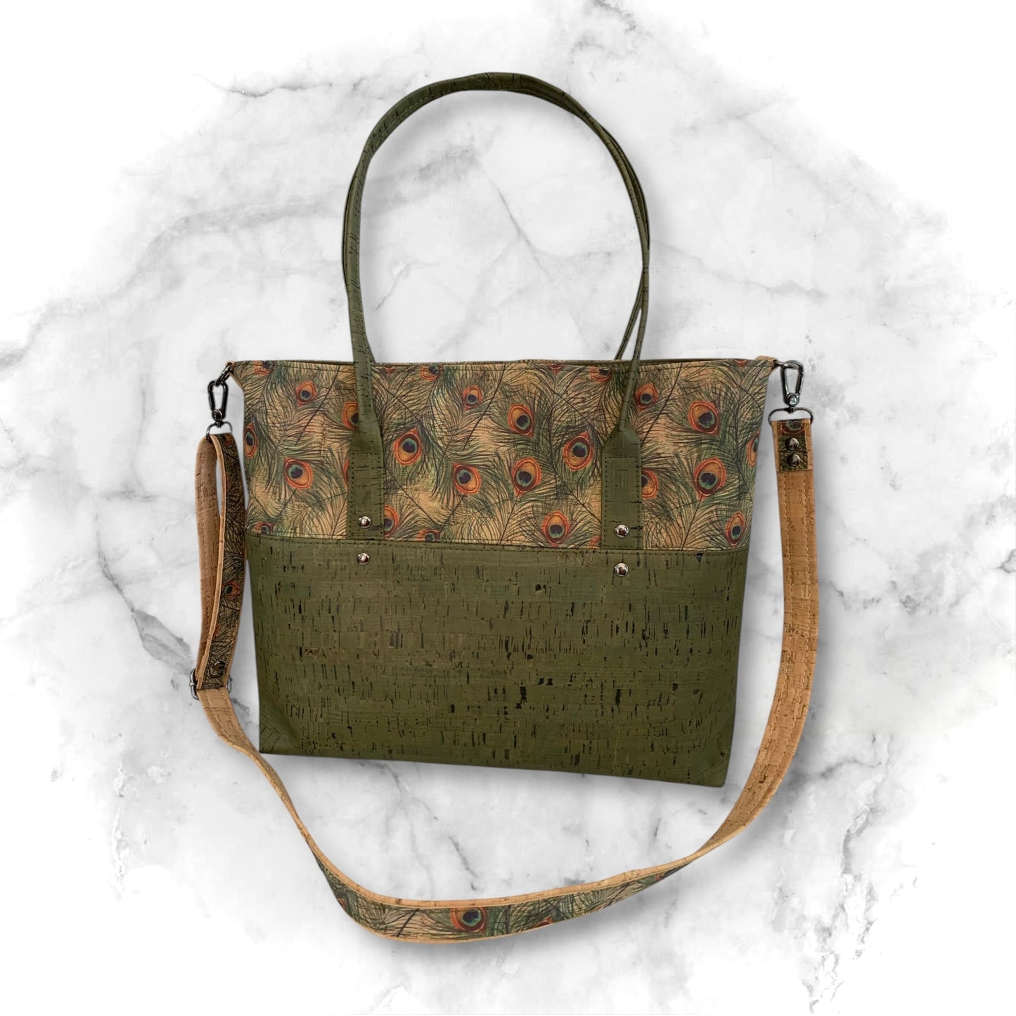 Taisteal Tote Wide Peacock Feathers